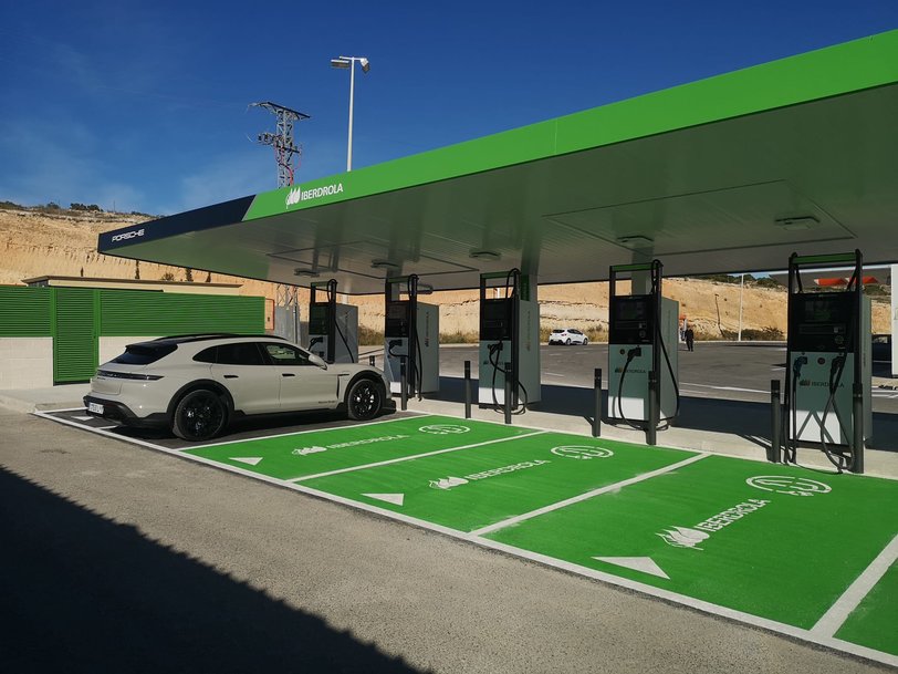 INGETEAM PONE EN MARCHA LA MAYOR ELECTROLINERA DEL SUR DE EUROPA QUE CUENTA CON EL CARGADOR MÁS POTENTE DEL MERCADO